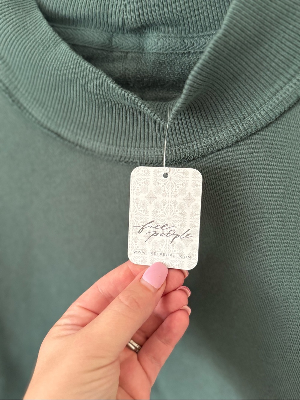 345. NWT WE THE FREE PALM SPRINGS PULLOVER - Picture 7 of 7